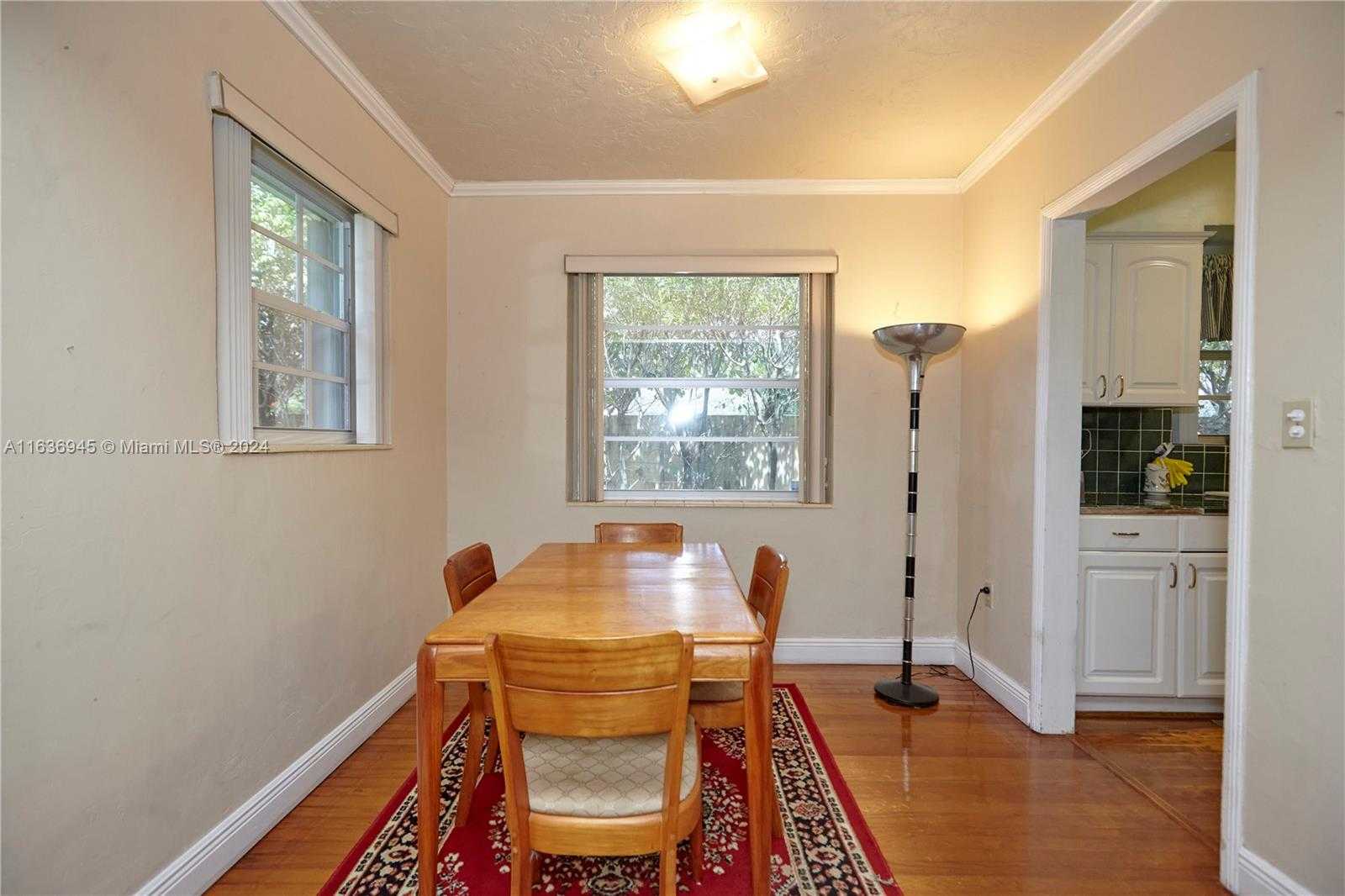 Small Image of 110, Coral Gables Number 43