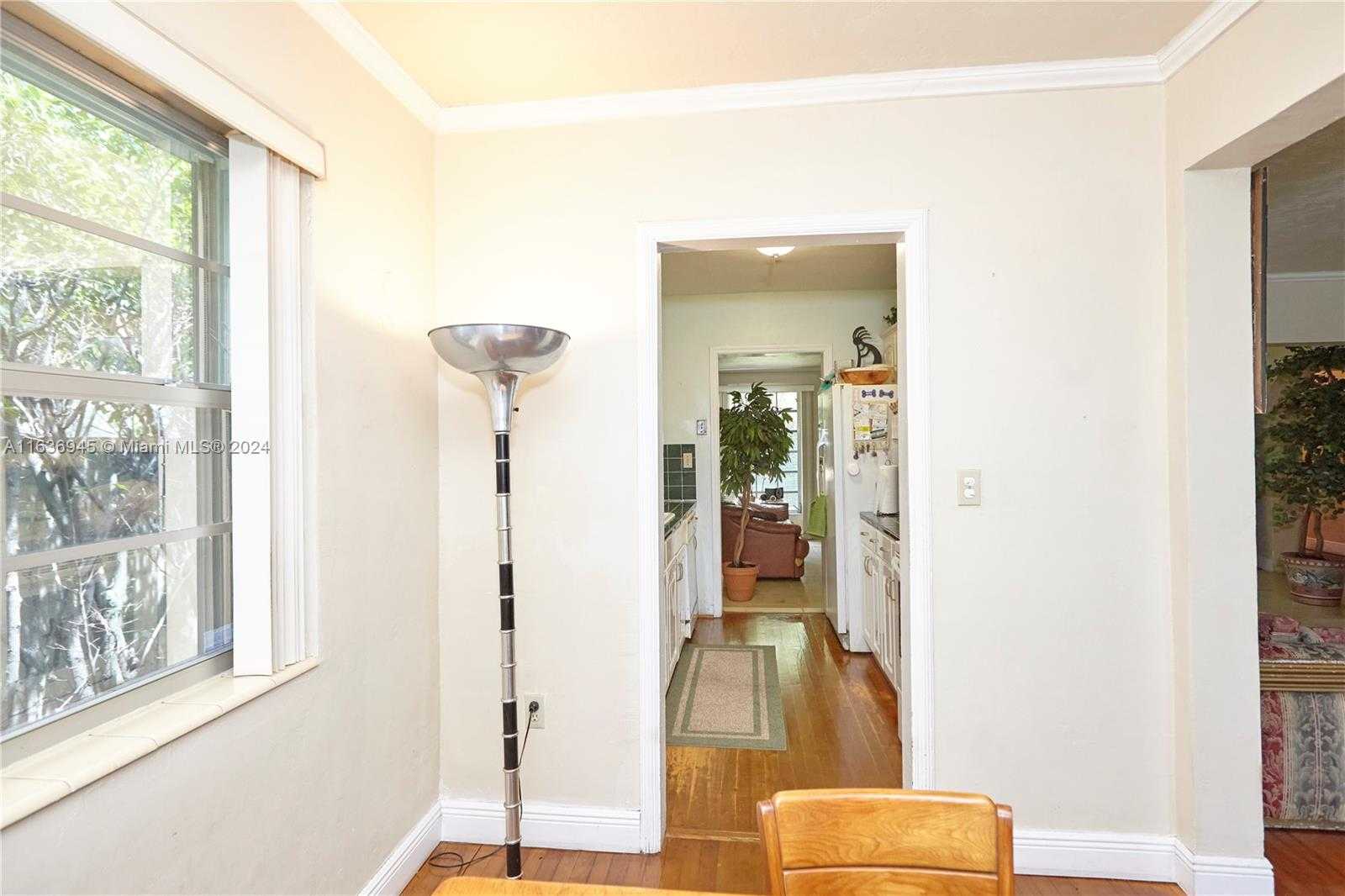 Small Image of 110, Coral Gables Number 44