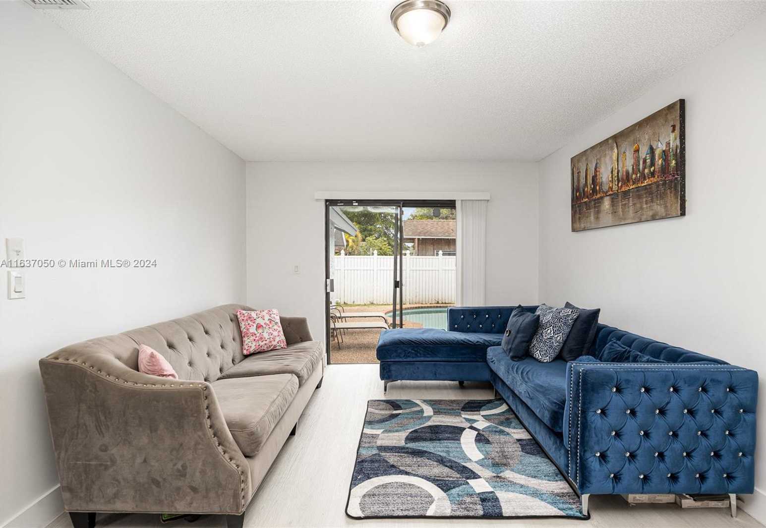 Small Image of 8205 SOUTH WEST 12TH PL, North Lauderdale Number 7