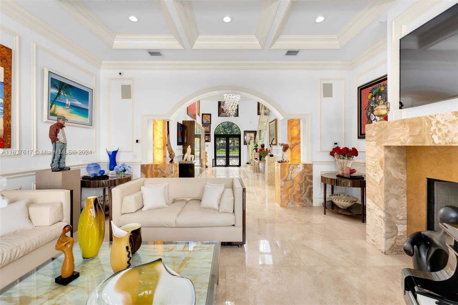 Small Image of 12110 SOUTH WEST 60TH CT, Pinecrest Number 3