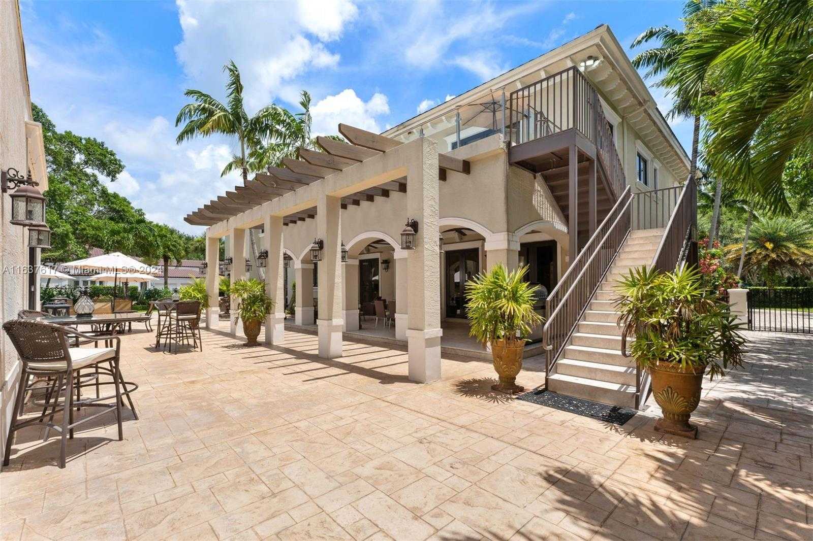 Small Image of 12110 SOUTH WEST 60TH CT, Pinecrest Number 43