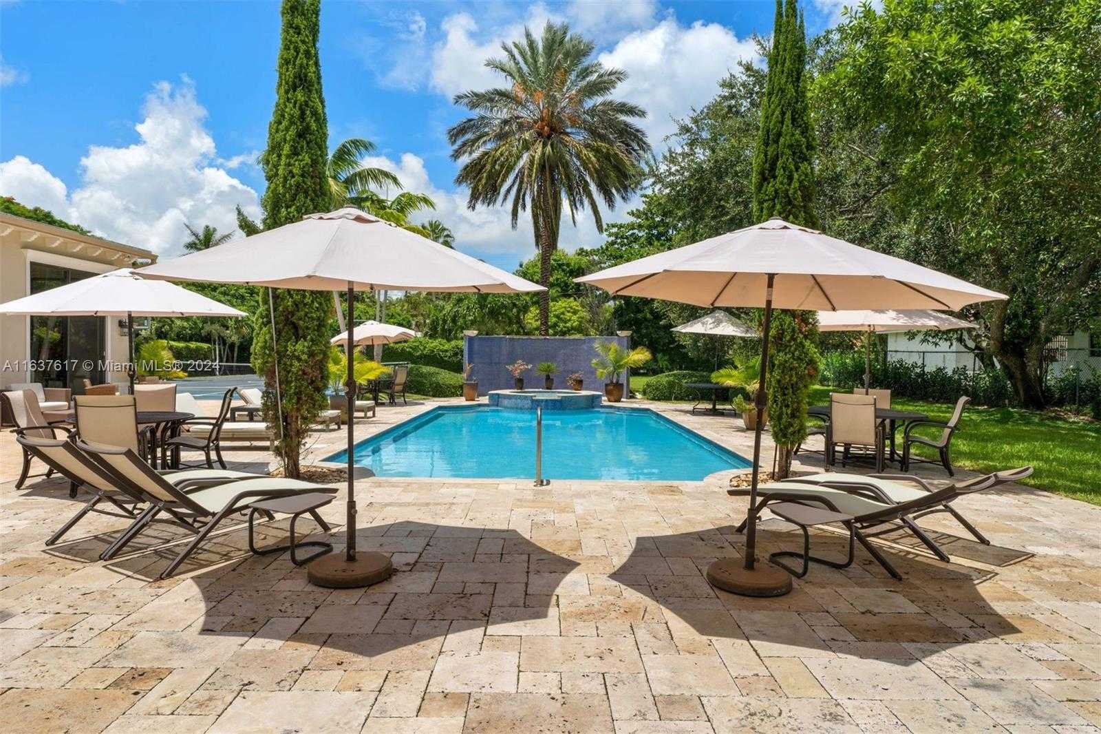 Small Image of 12110 SOUTH WEST 60TH CT, Pinecrest Number 45