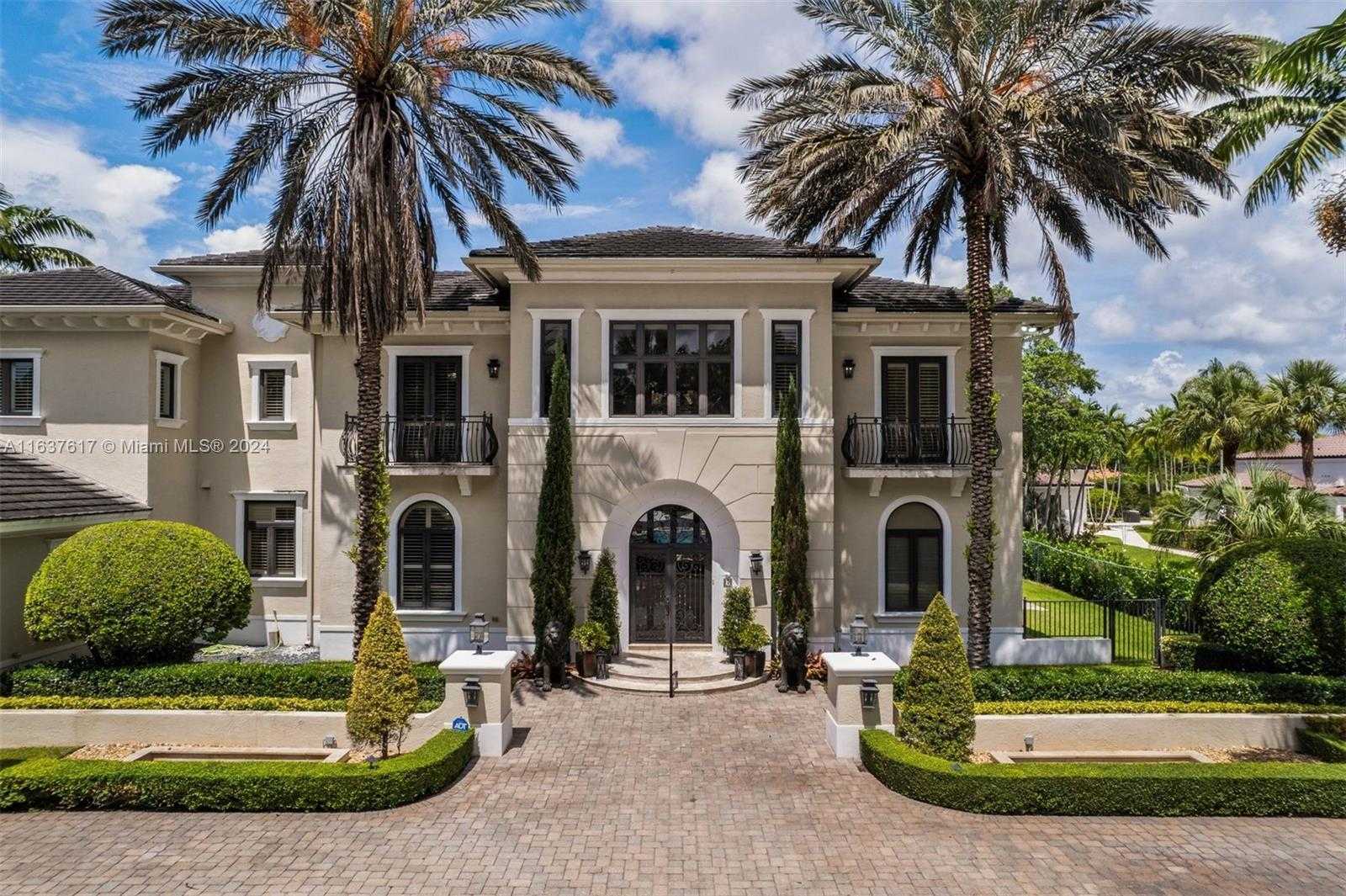 Small Image of 12110 SOUTH WEST 60TH CT, Pinecrest Number 52