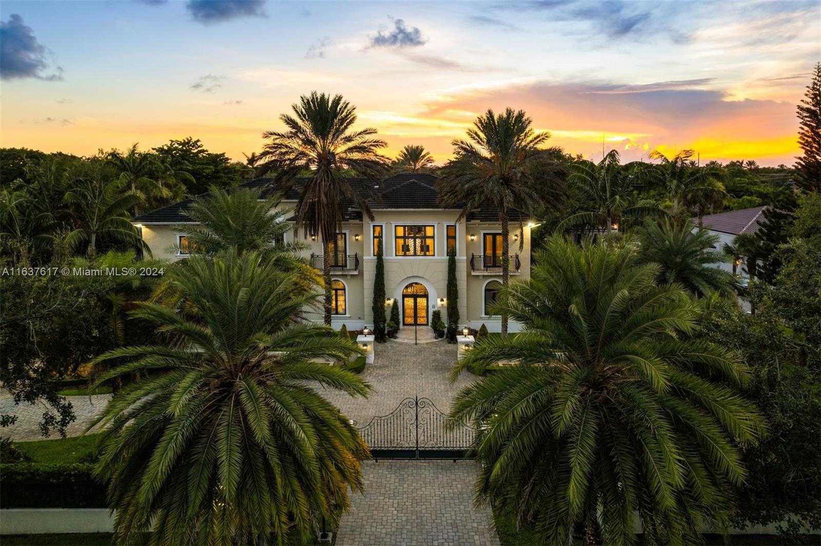 Small Image of 12110 SOUTH WEST 60TH CT, Pinecrest Number 55