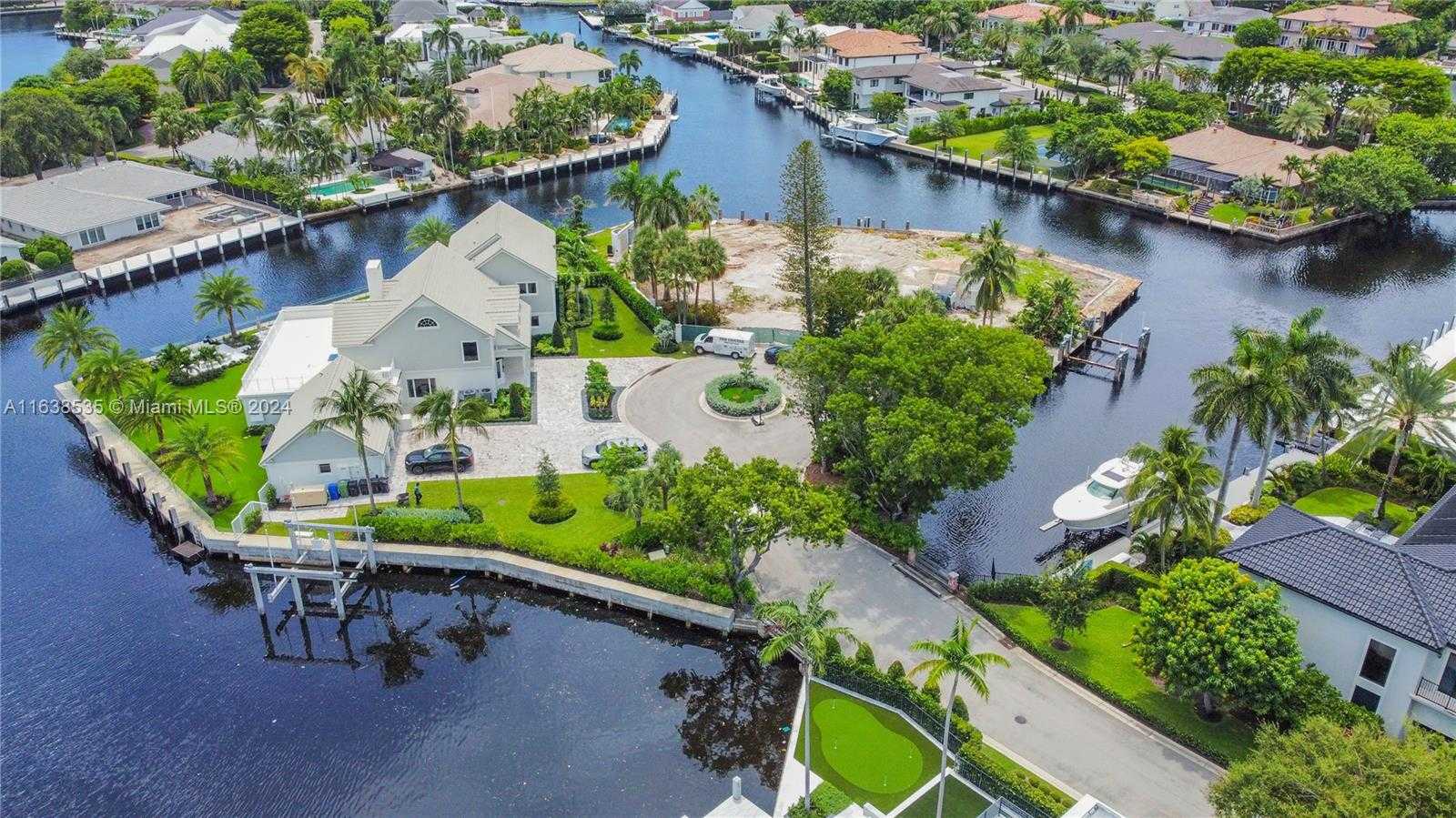 Small Image of 30 COMPASS PT, Fort Lauderdale Number 30