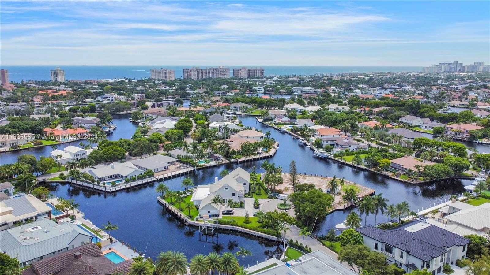 Small Image of 30 COMPASS PT, Fort Lauderdale Number 31