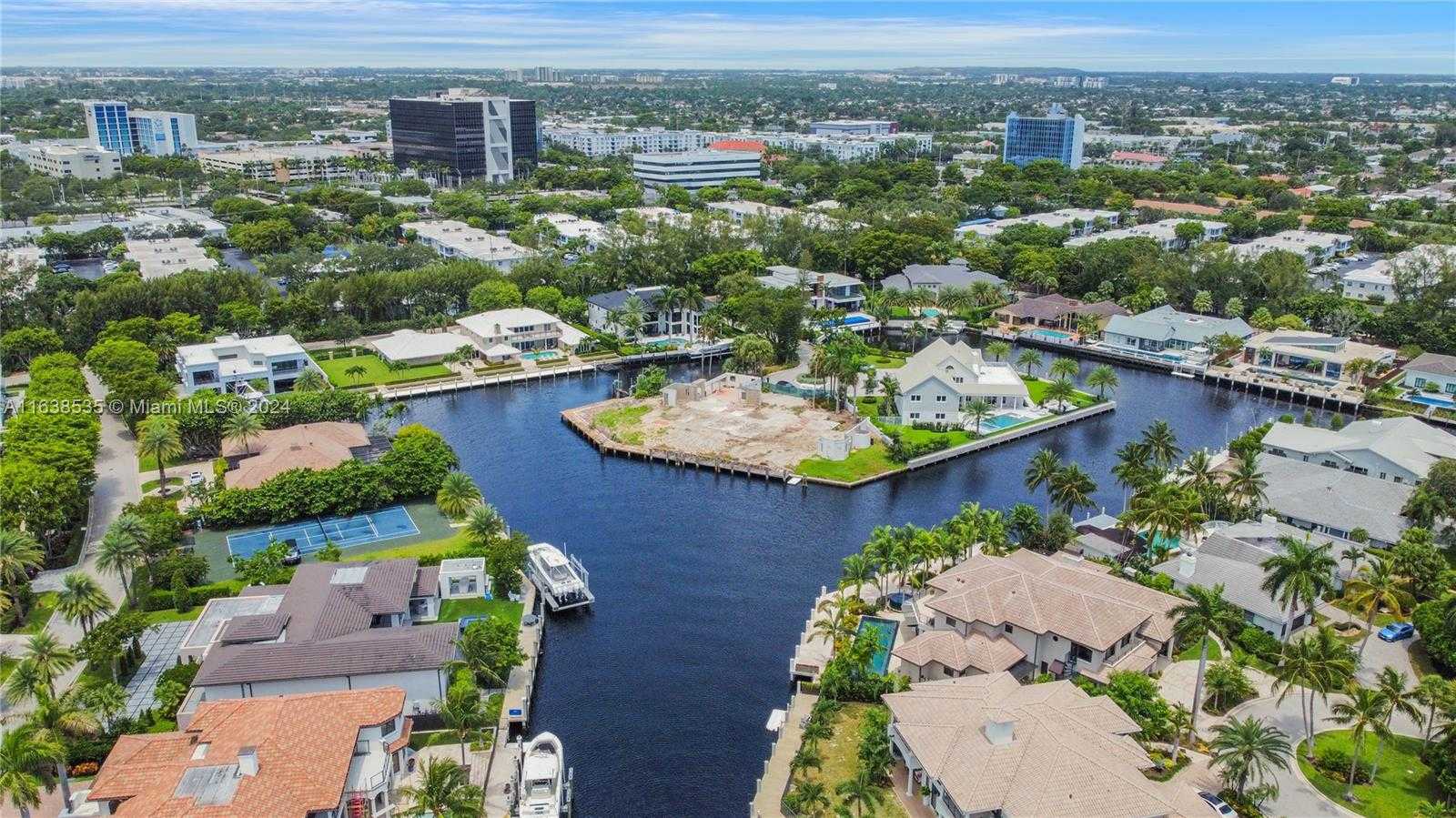 Small Image of 30 COMPASS PT, Fort Lauderdale Number 33