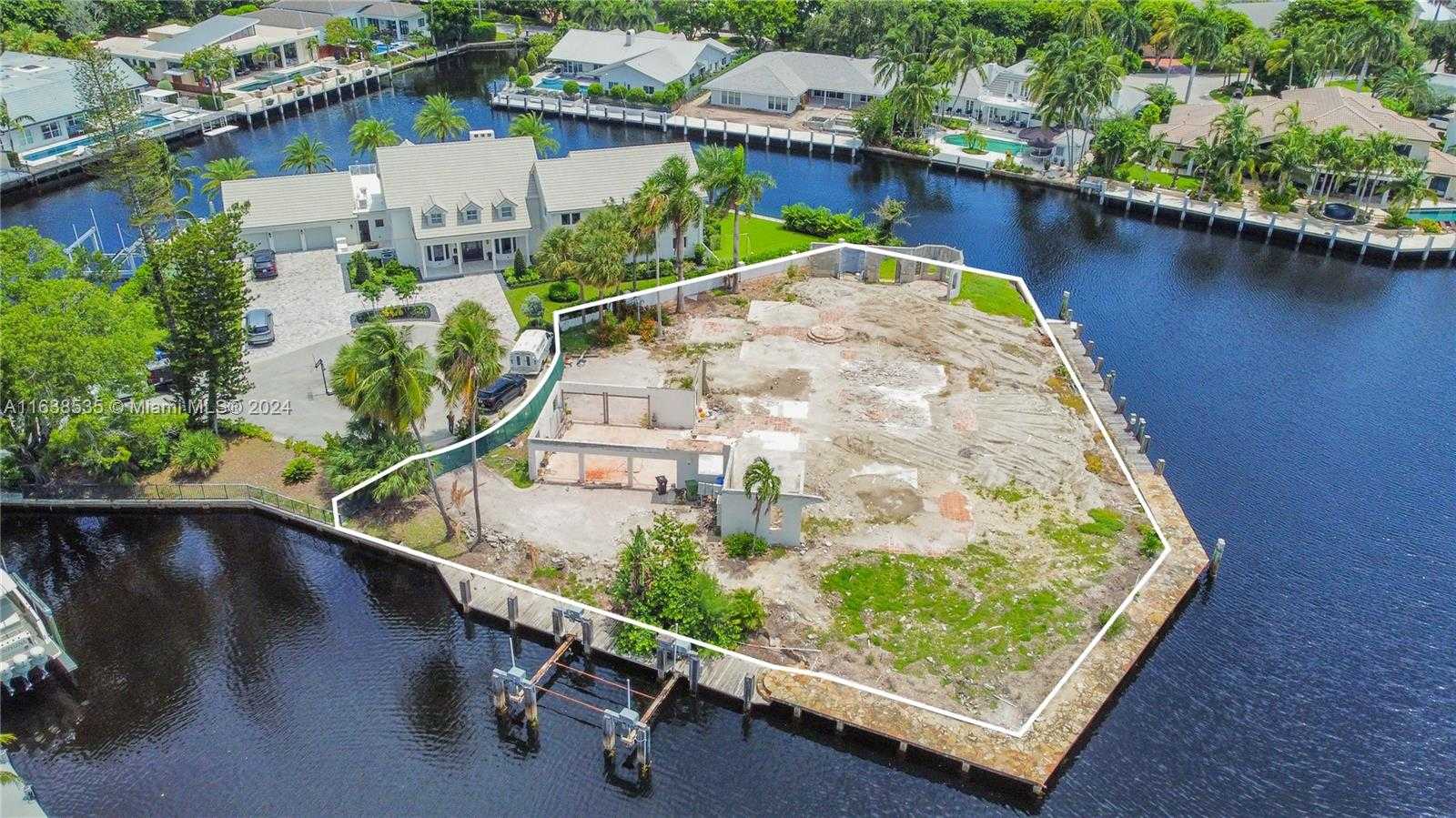 Small Image of 30 COMPASS PT, Fort Lauderdale Number 37