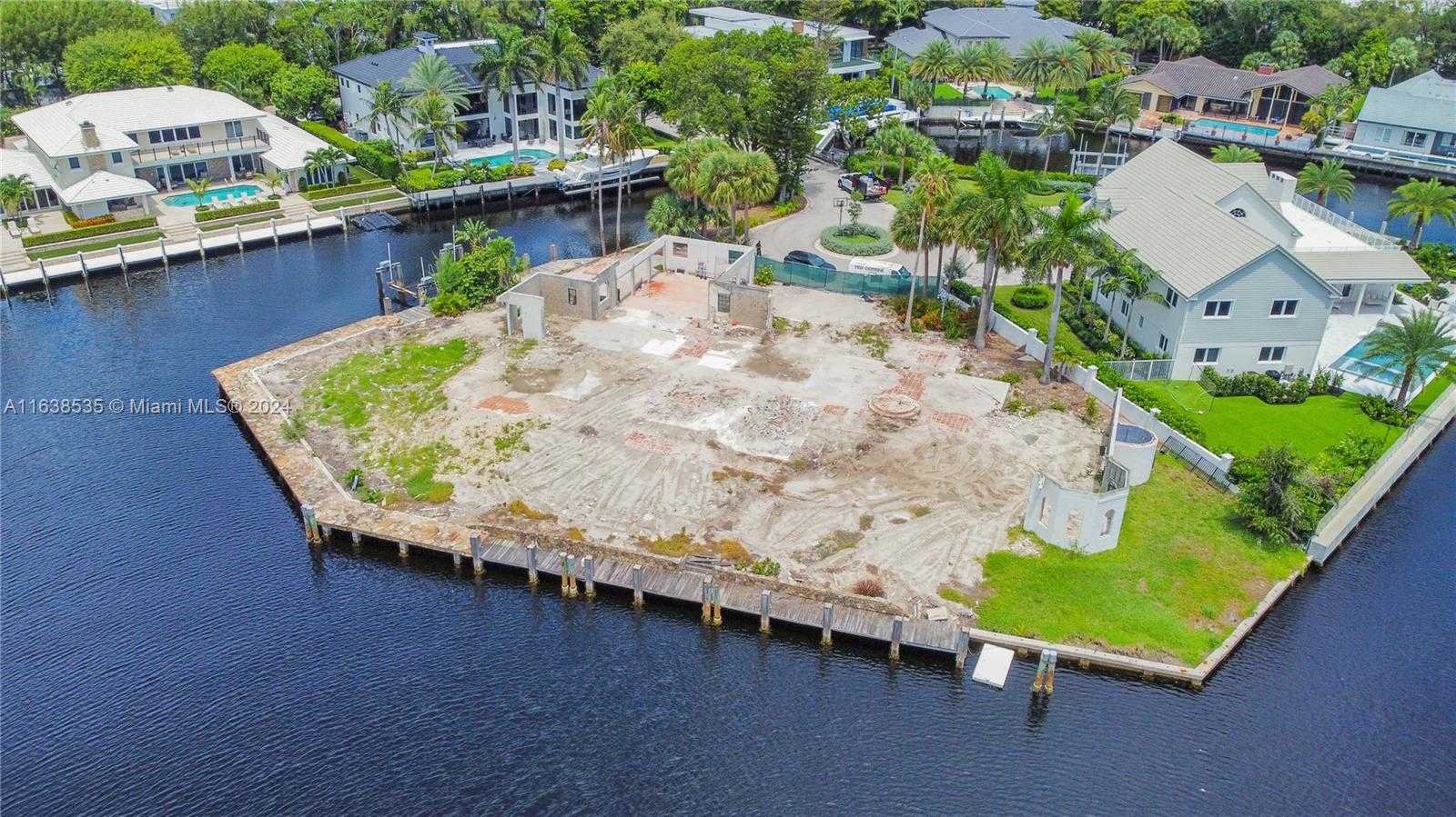 Small Image of 30 COMPASS PT, Fort Lauderdale Number 39
