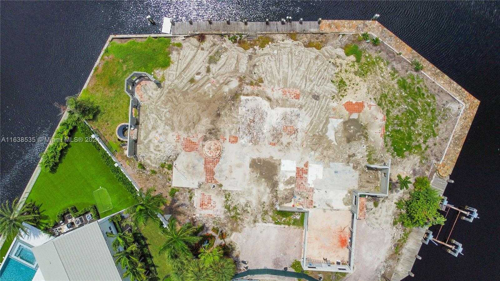 Small Image of 30 COMPASS PT, Fort Lauderdale Number 40