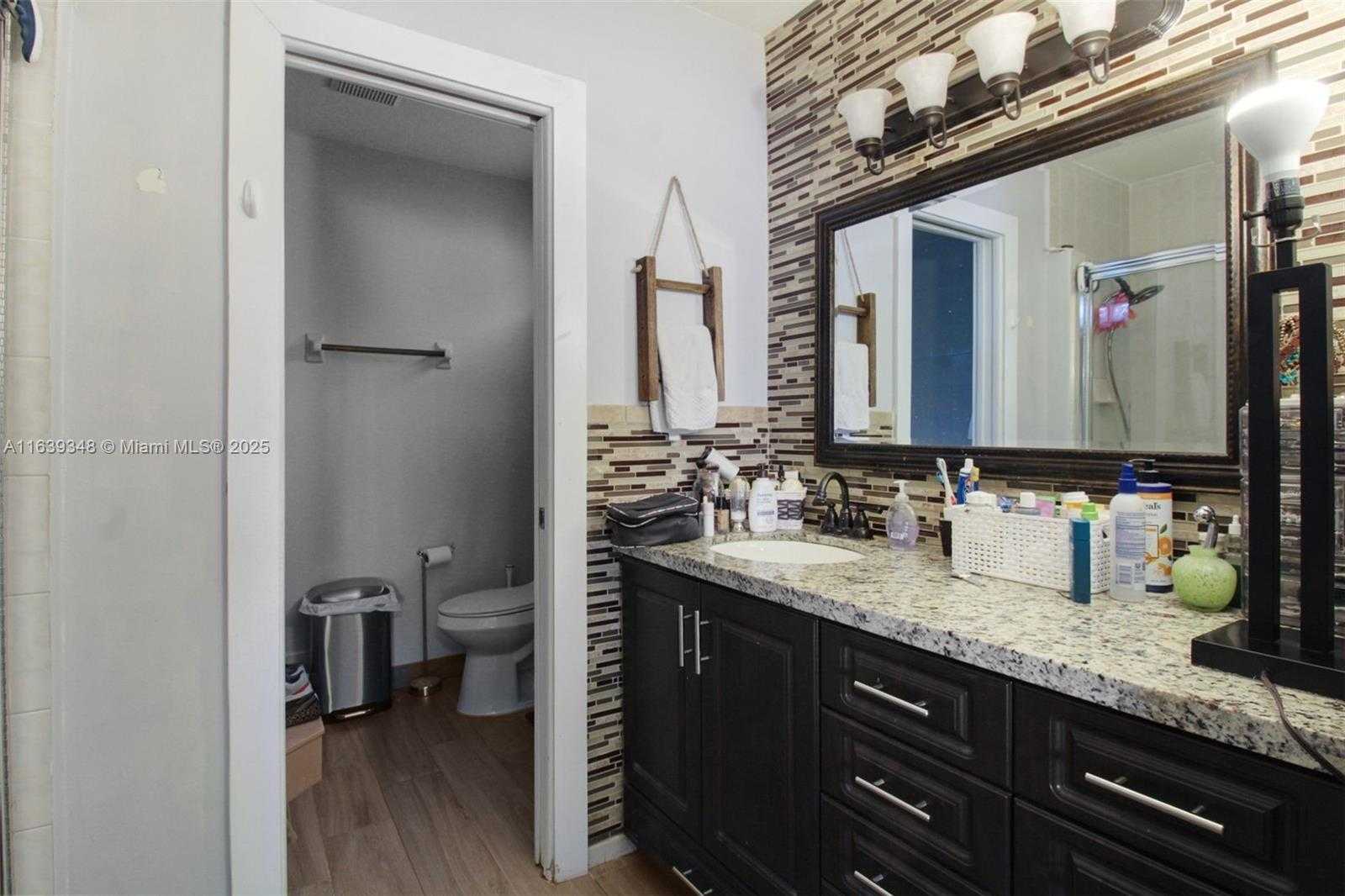 Small Image of 15108 NORTH WEST 89TH AVE, Miami Lakes Number 11