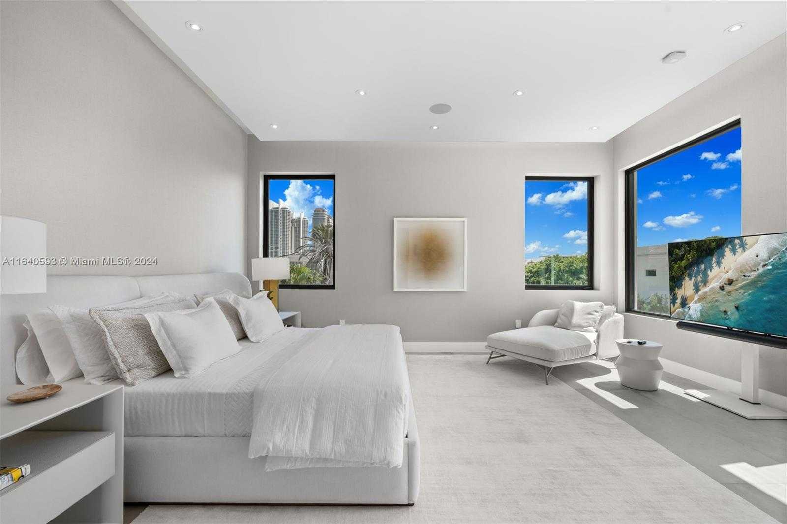 Small Image of 250 190th St, Sunny Isles Beach, FL 33160, USA Number 14