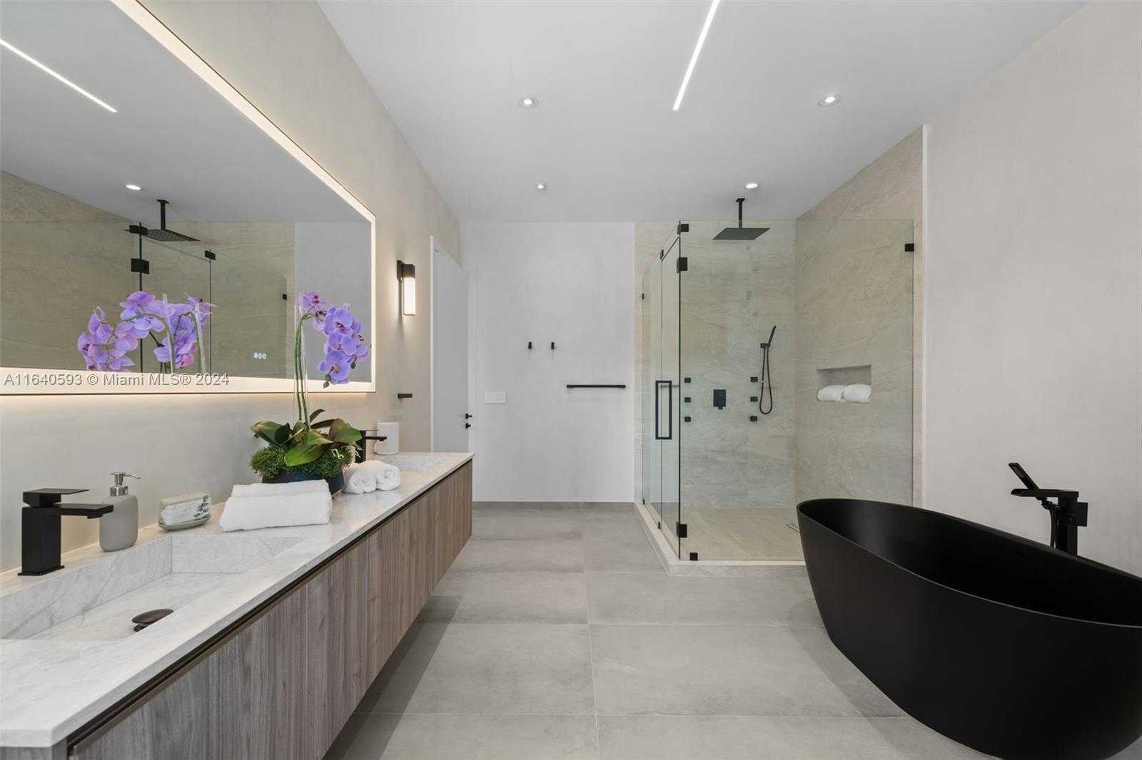 Small Image of 250 190th St, Sunny Isles Beach, FL 33160, USA Number 15