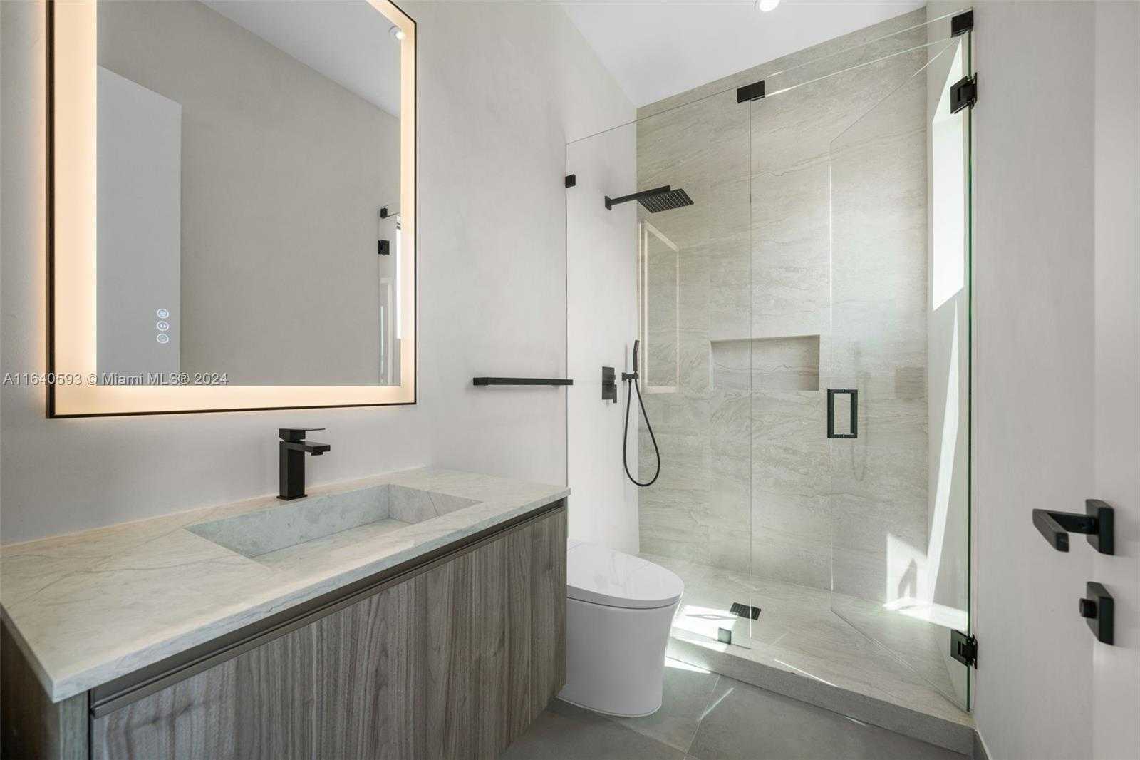 Small Image of 250 190th St, Sunny Isles Beach, FL 33160, USA Number 22