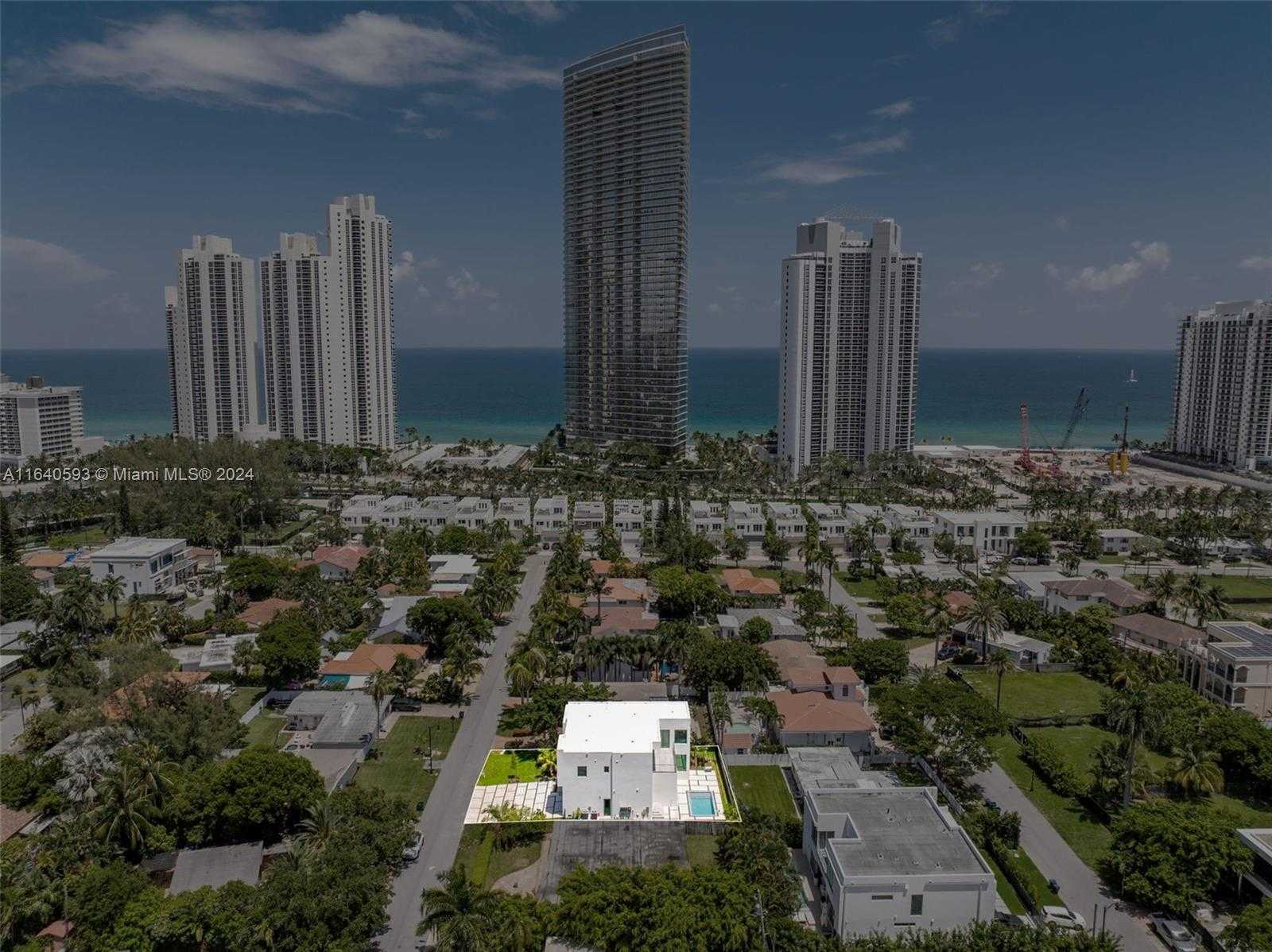 Small Image of 250 190th St, Sunny Isles Beach, FL 33160, USA Number 29