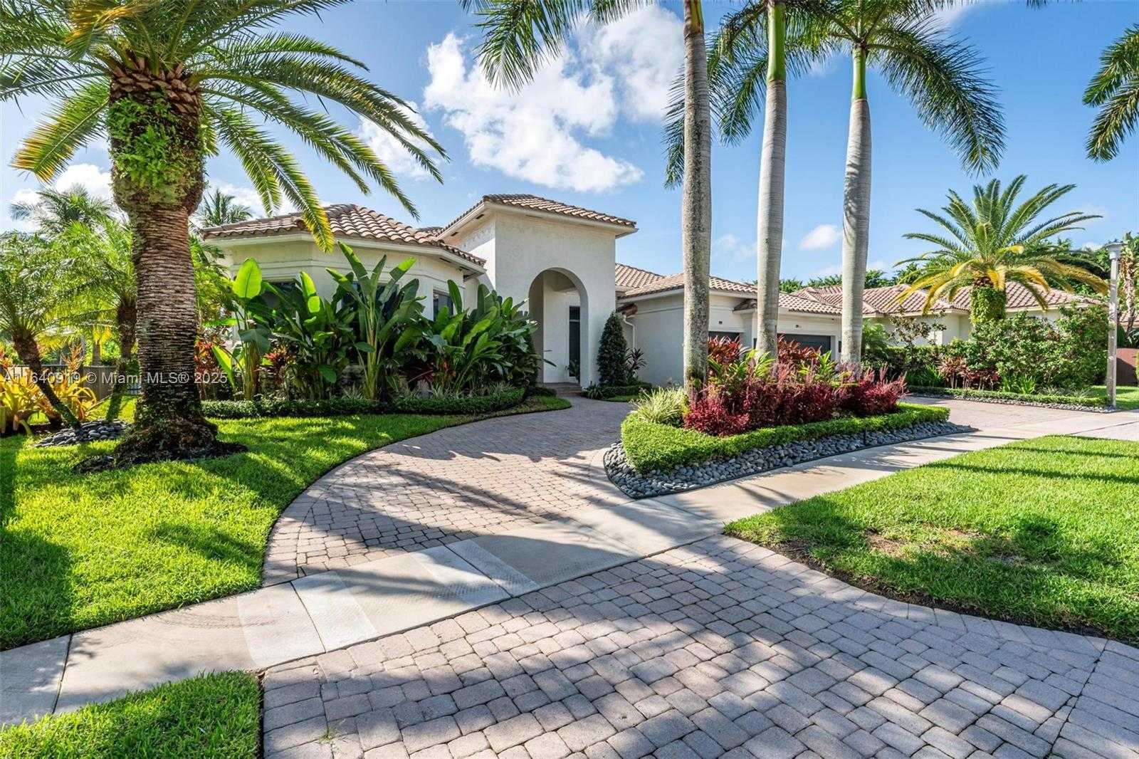 Small Image of 770 LEIGH PALM AVE, Plantation Number 16