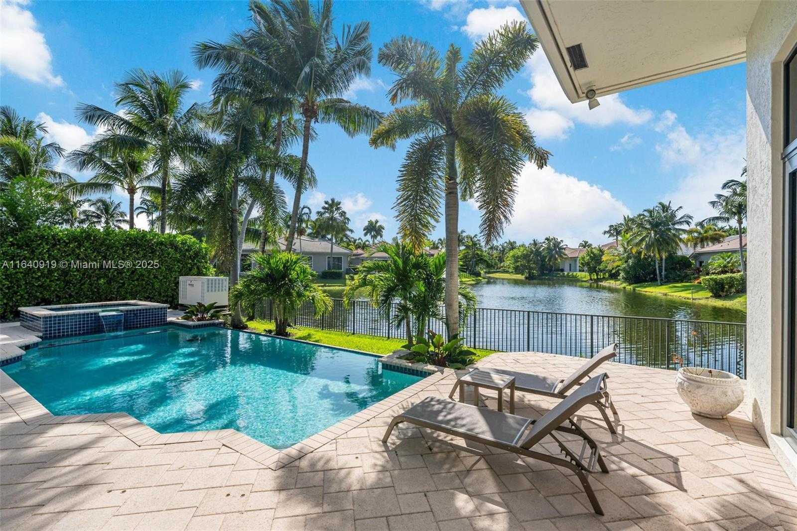 Small Image of 770 LEIGH PALM AVE, Plantation Number 19