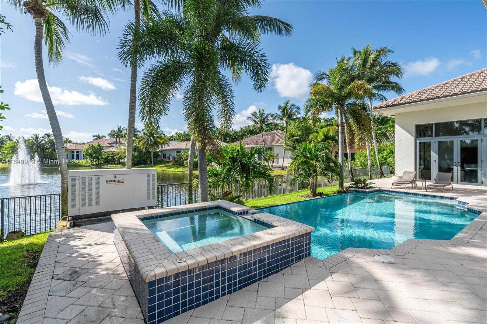 Small Image of 770 LEIGH PALM AVE, Plantation Number 23