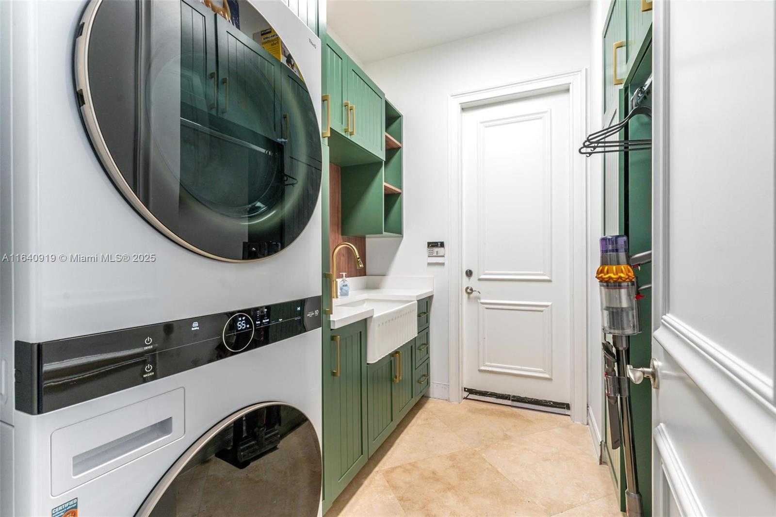Small Image of 770 LEIGH PALM AVE, Plantation Number 24