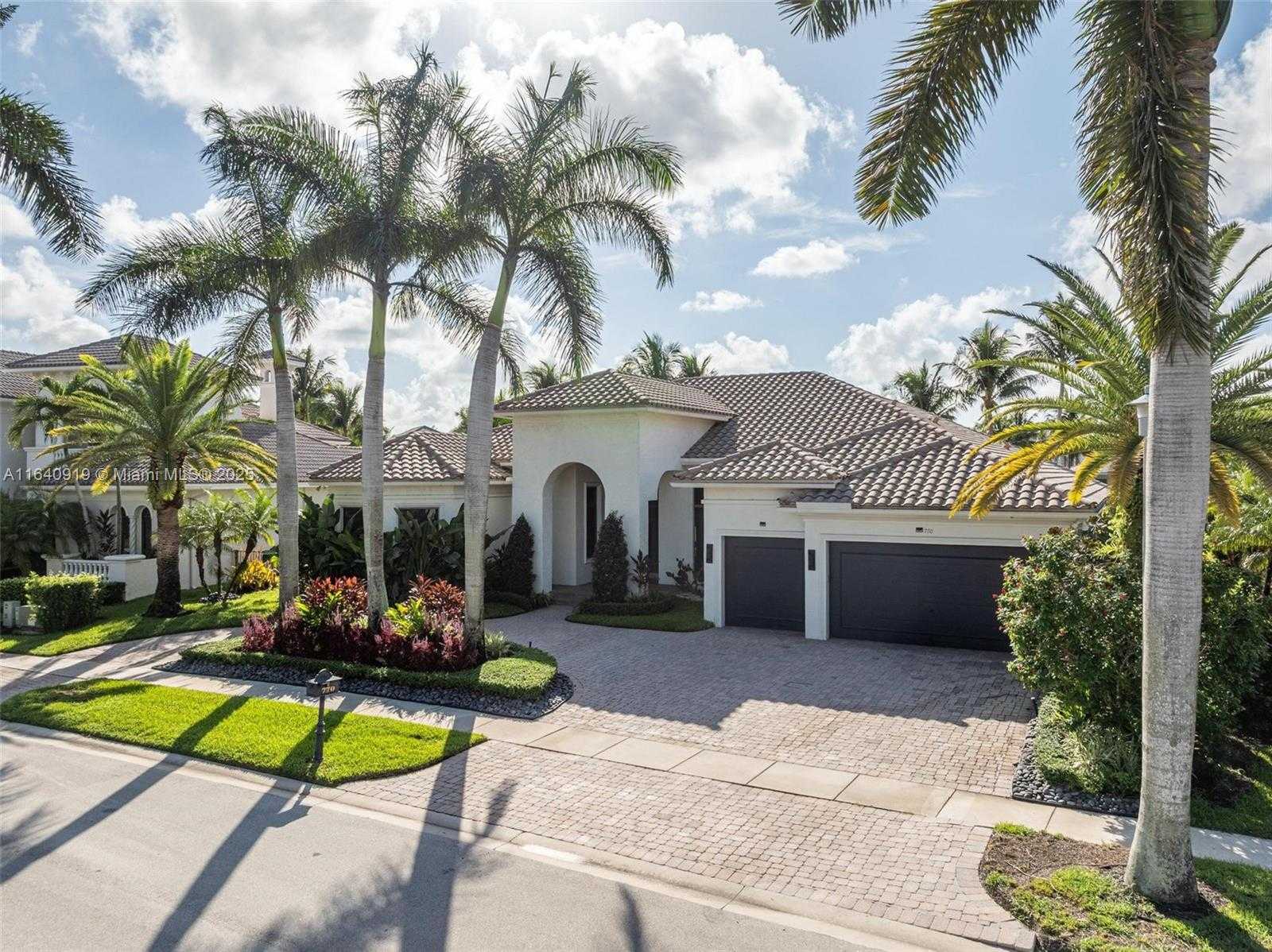 Small Image of 770 LEIGH PALM AVE, Plantation Number 5