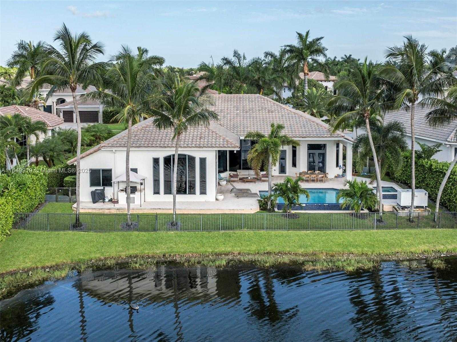 Small Image of 770 LEIGH PALM AVE, Plantation Number 51