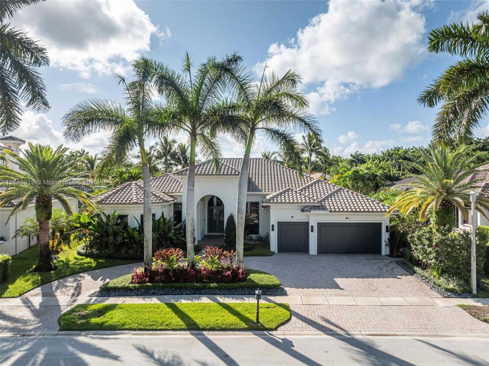Small Image of 770 LEIGH PALM AVE, Plantation Number 6
