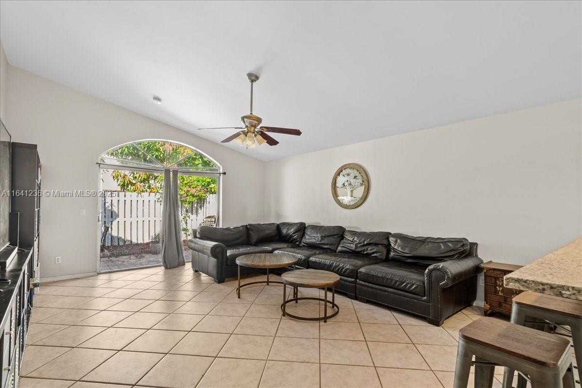 Small Image of 18022 SOUTH WEST 12TH CT, Pembroke Pines Number 8