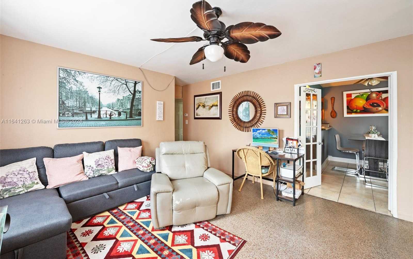 Small Image of 2661 SOUTH WEST 12TH TER, Fort Lauderdale Number 8