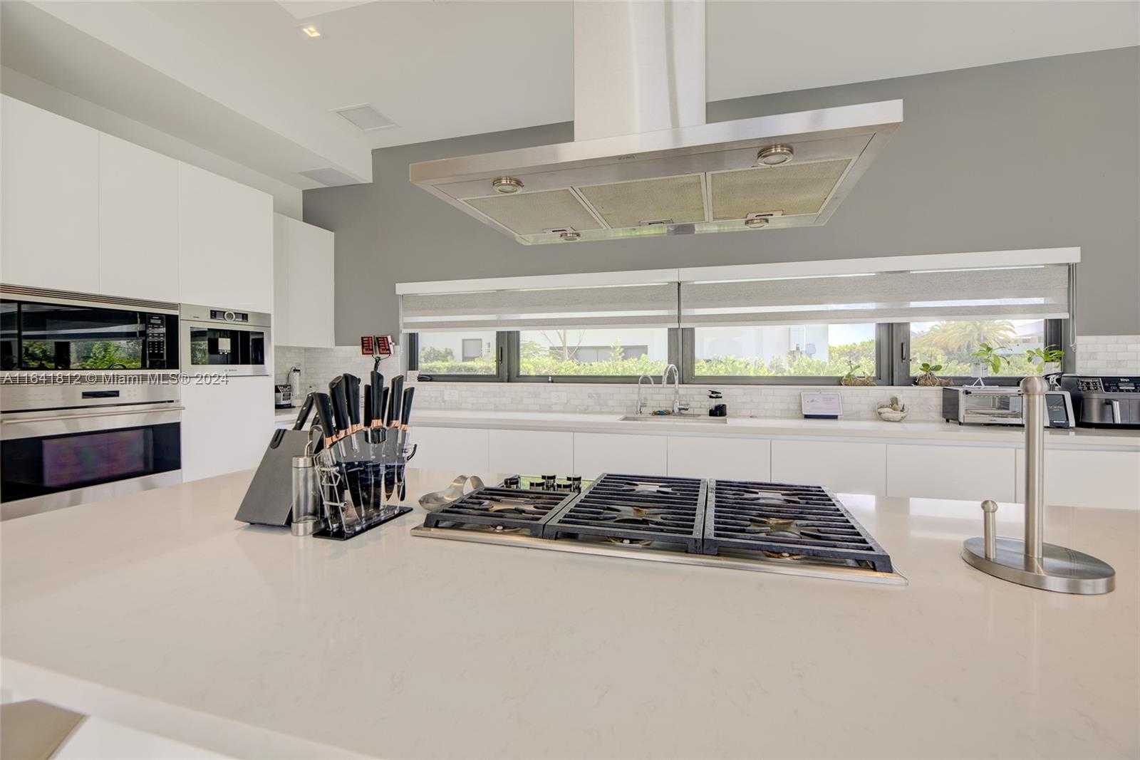 Small Image of 16768 NATURES WAY, Weston Number 18