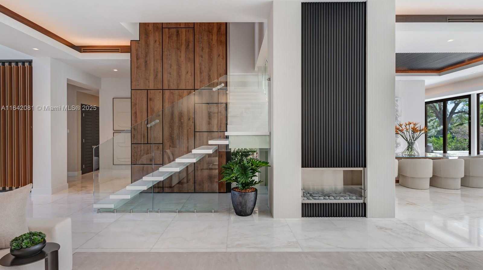 Small Image of 100 BAL BAY DR, Bal Harbour Number 11