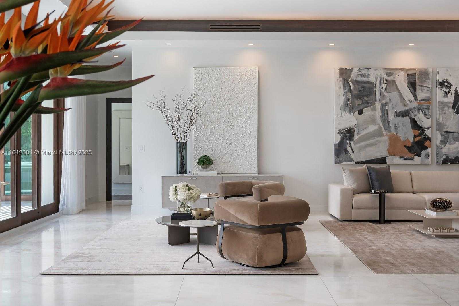Small Image of 100 BAL BAY DR, Bal Harbour Number 20