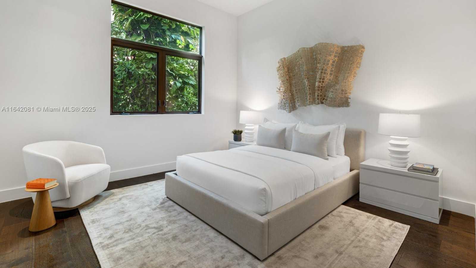 Small Image of 100 BAL BAY DR, Bal Harbour Number 42