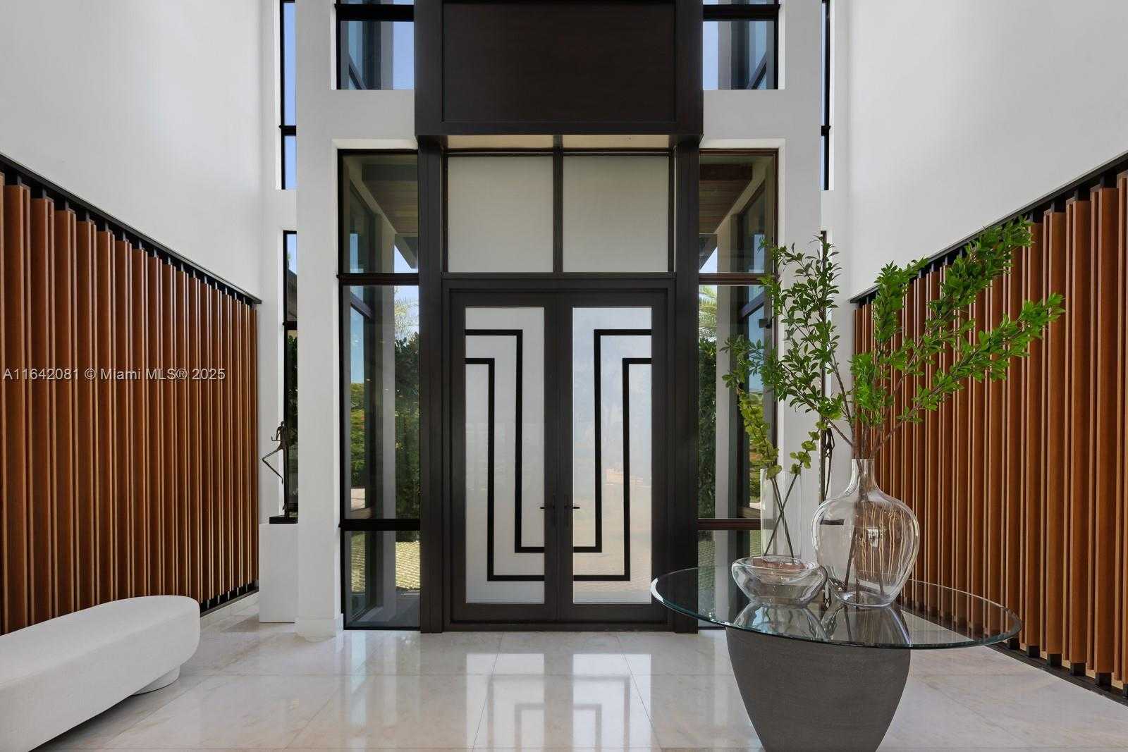 Small Image of 100 BAL BAY DR, Bal Harbour Number 46