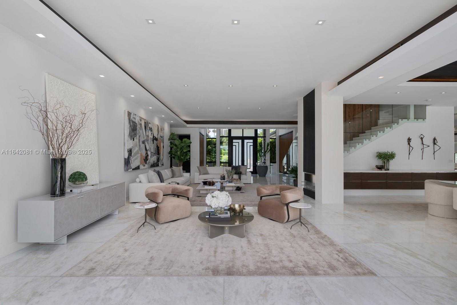 Small Image of 100 BAL BAY DR, Bal Harbour Number 5