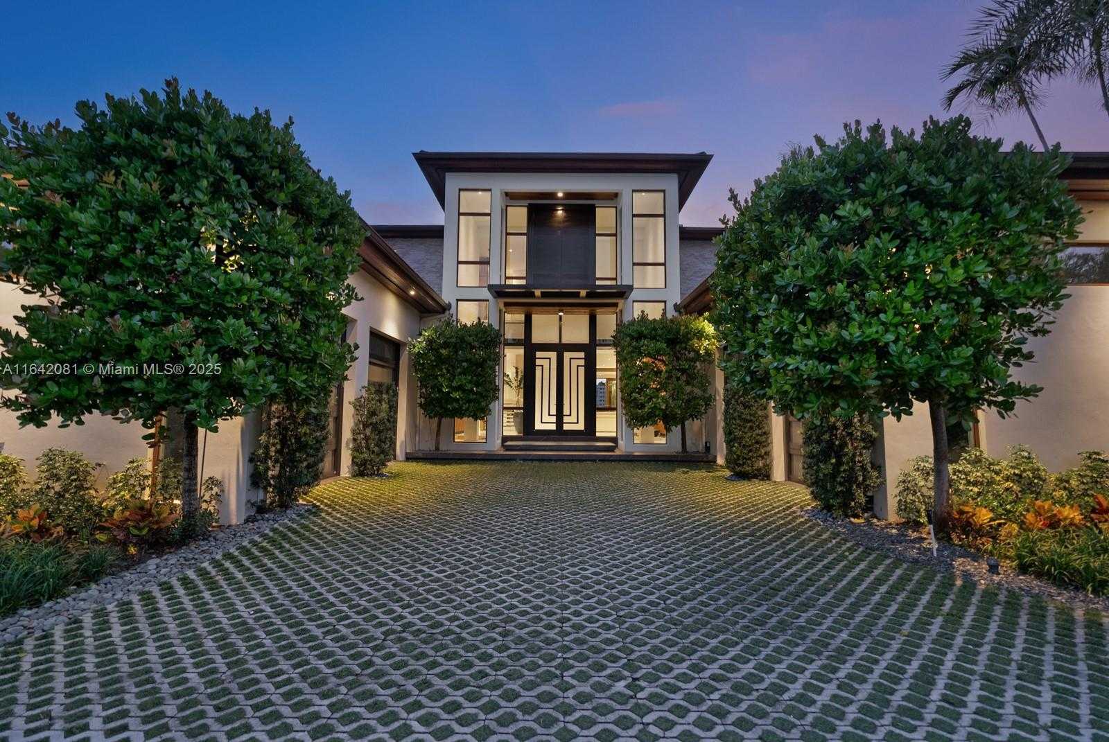 Small Image of 100 BAL BAY DR, Bal Harbour Number 53
