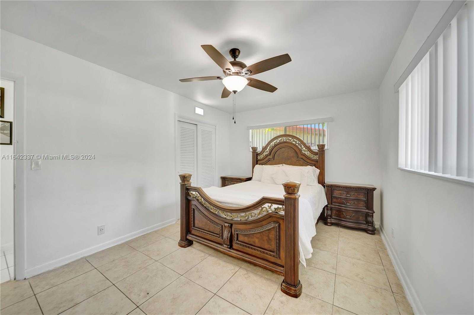 Small Image of 811 SOUTH WEST 39TH AVE, Fort Lauderdale Number 12