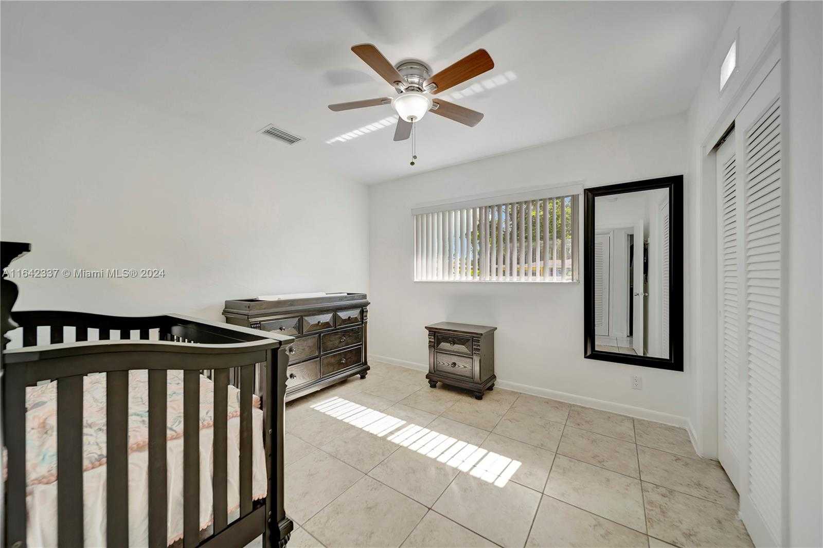 Small Image of 811 SOUTH WEST 39TH AVE, Fort Lauderdale Number 18