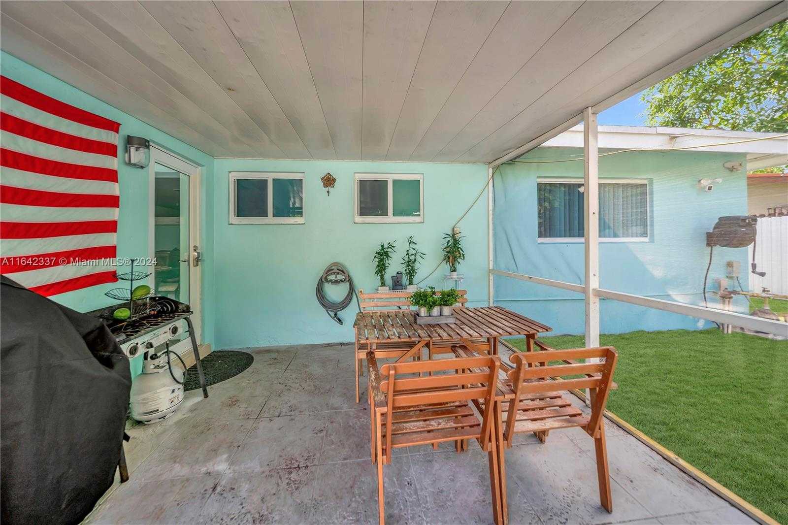 Small Image of 811 SOUTH WEST 39TH AVE, Fort Lauderdale Number 26