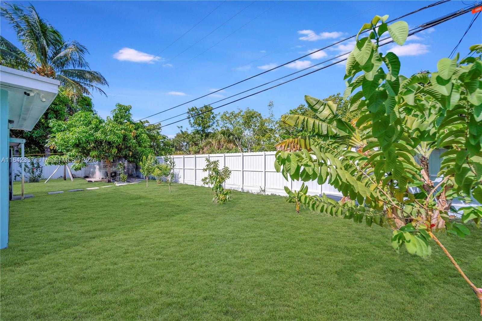 Small Image of 811 SOUTH WEST 39TH AVE, Fort Lauderdale Number 34