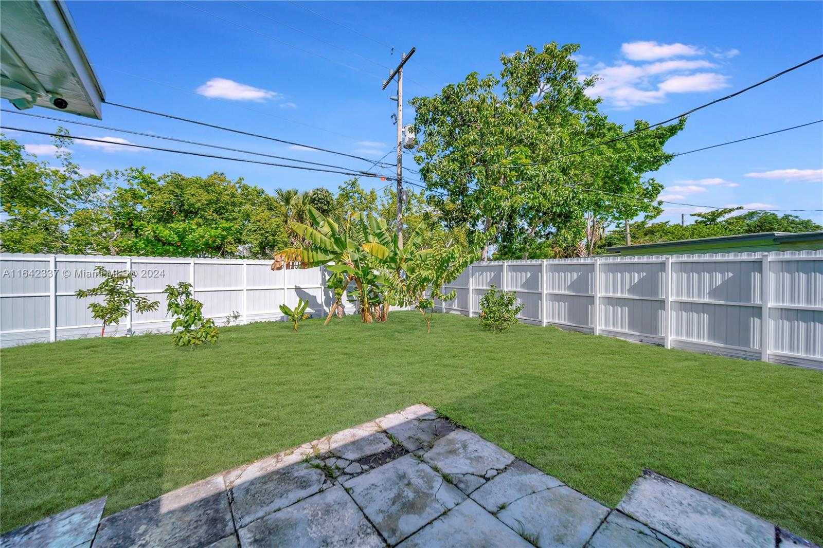 Small Image of 811 SOUTH WEST 39TH AVE, Fort Lauderdale Number 35