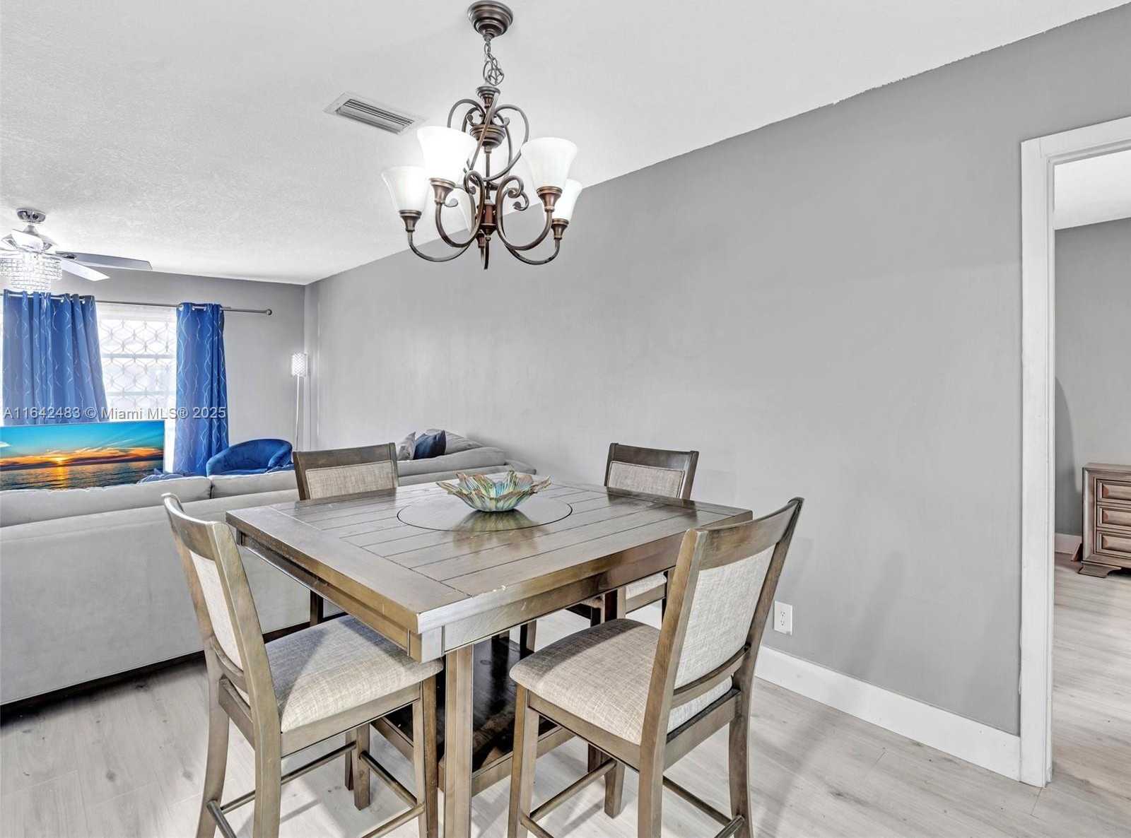 Small Image of 1020 NORTH WEST 48TH PL, Deerfield Beach Number 13