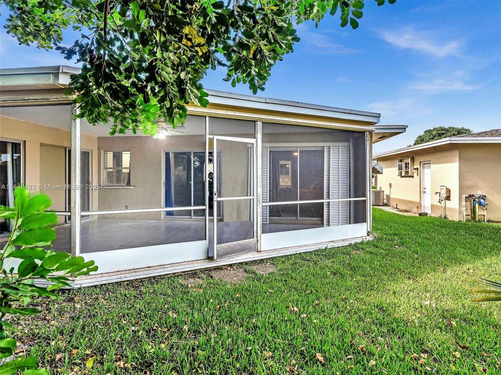 Small Image of 1020 NORTH WEST 48TH PL, Deerfield Beach Number 30