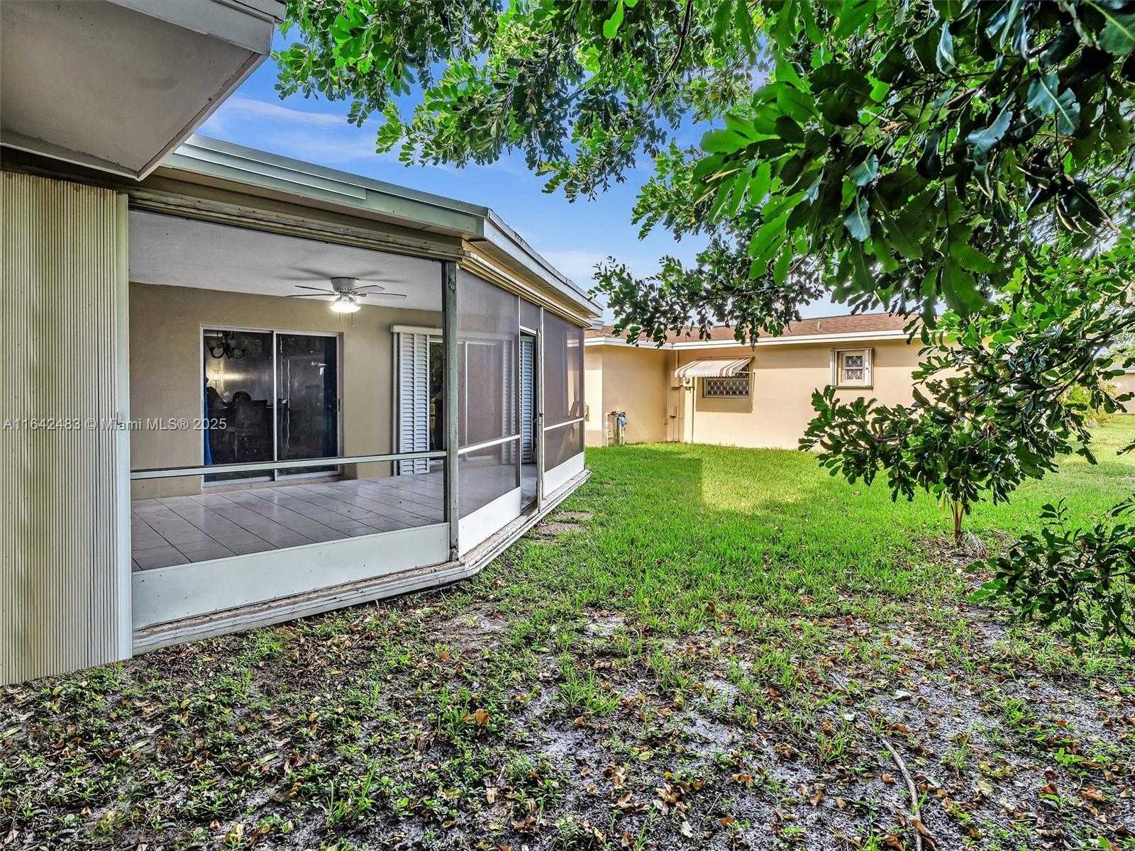 Small Image of 1020 NORTH WEST 48TH PL, Deerfield Beach Number 31