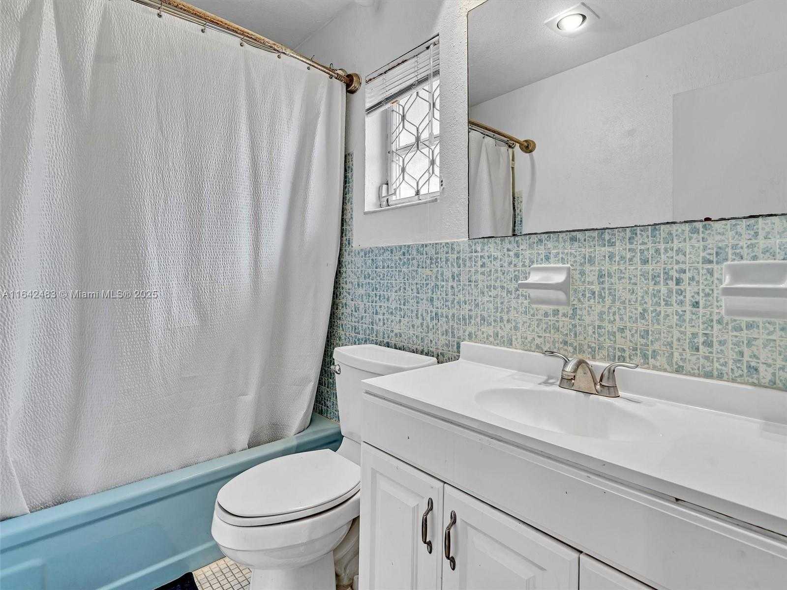 Small Image of 1020 NORTH WEST 48TH PL, Deerfield Beach Number 40