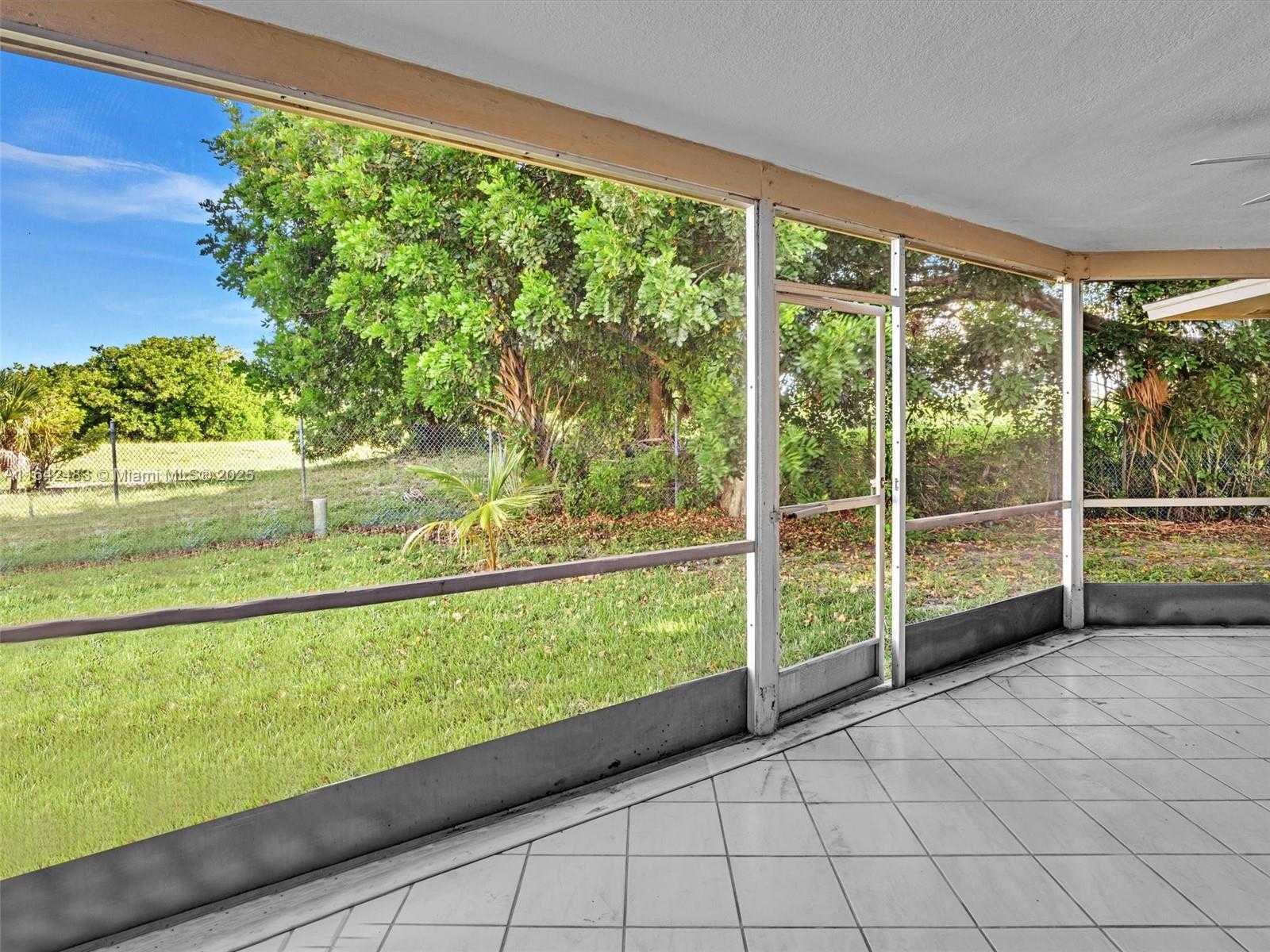 Small Image of 1020 NORTH WEST 48TH PL, Deerfield Beach Number 45