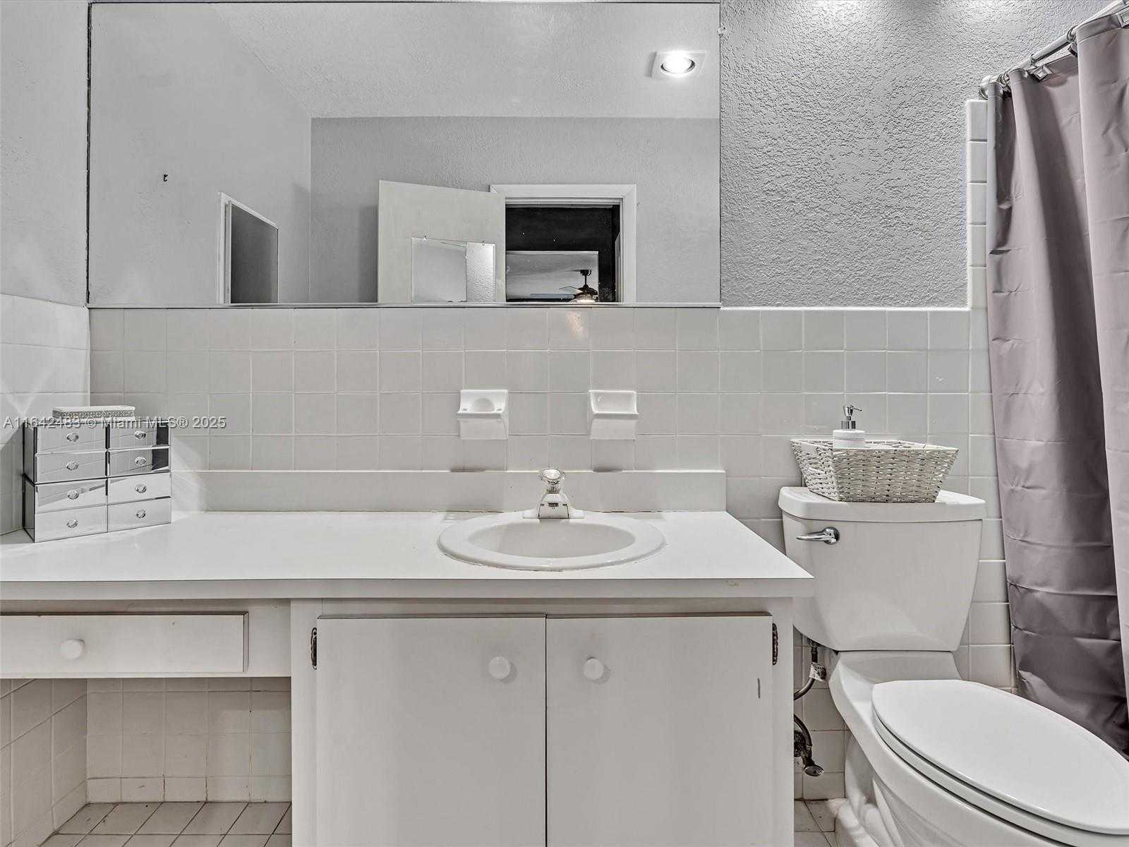 Small Image of 1020 NORTH WEST 48TH PL, Deerfield Beach Number 47