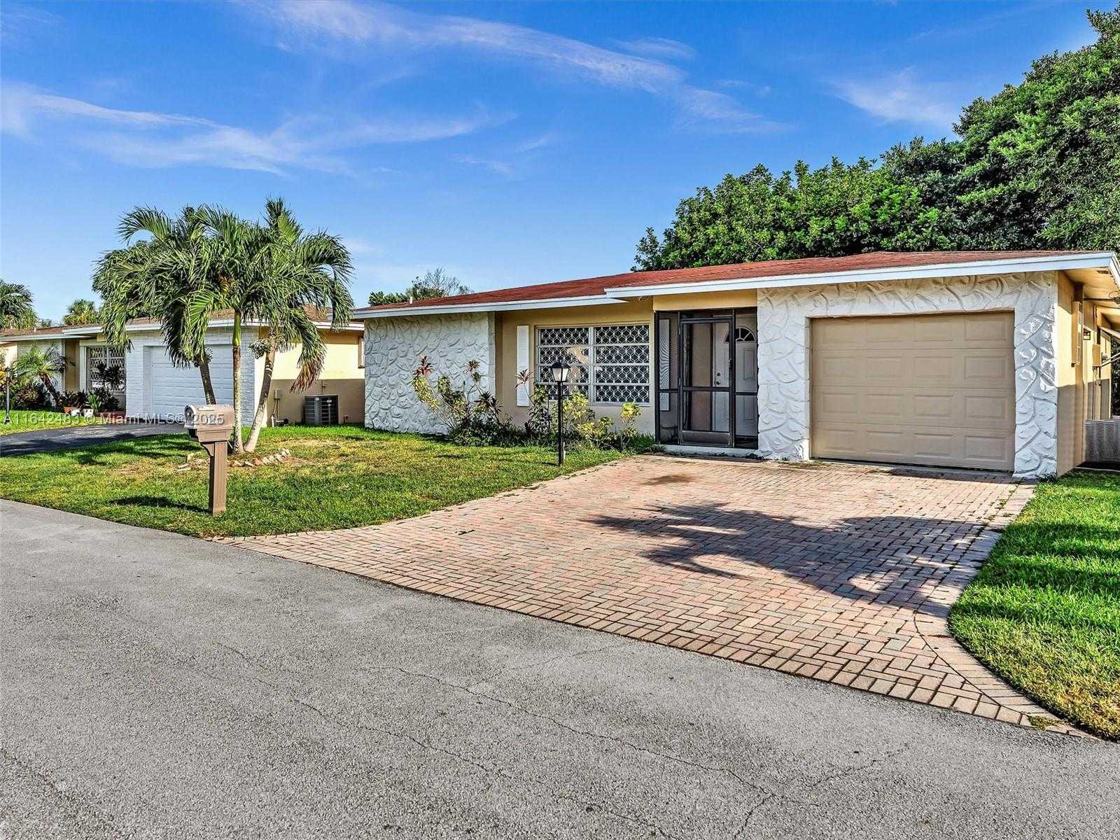 Small Image of 1020 NORTH WEST 48TH PL, Deerfield Beach Number 51