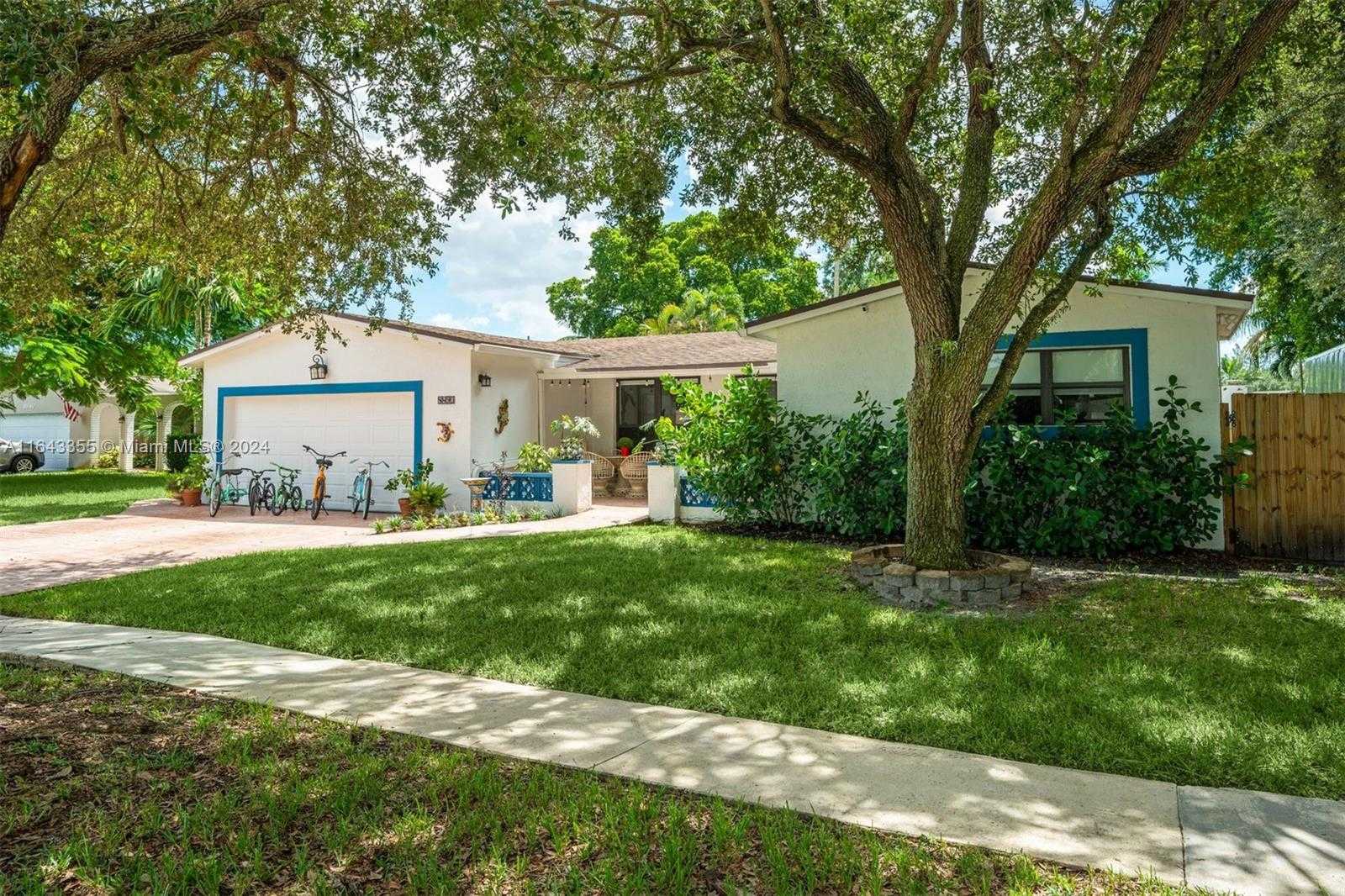 Small Image of 8850 SOUTH WEST 49TH PLACE, Cooper City Number 42