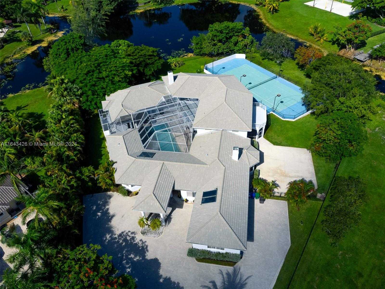 Small Image of 4010 NORTH WEST 100TH AVE, Coral Springs Number 2
