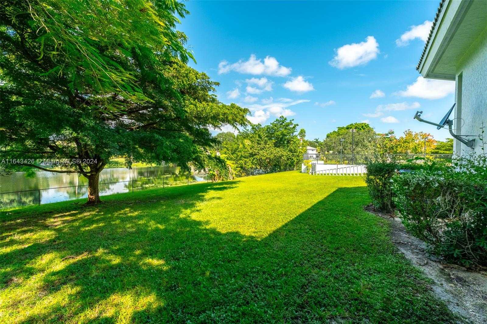 Small Image of 4010 NORTH WEST 100TH AVE, Coral Springs Number 20